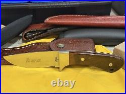Case Native American Series Fixed Blade Set. 4 Vintage Knives with pouch