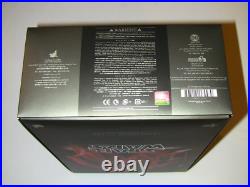 Hot Toys Star Wars Praetorian Guard Heavy Blade Double Blade Set of 2 Figure NEW