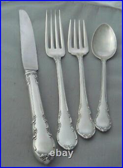 Lunt Modern Victorian Sterling Silver Four Piece Setting New French Blade Knife