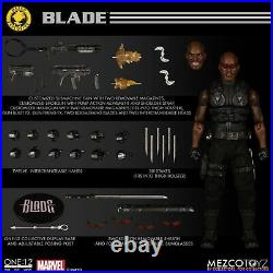 Mezco One12 Blade MDX Exclusive Edition Armor Vest T-Shirt Knife Mez-Itz Set