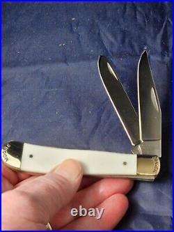 Moore Maker USA Set of 4 3202EB Trapper Knives Red, White, Blue and Yellow NIB