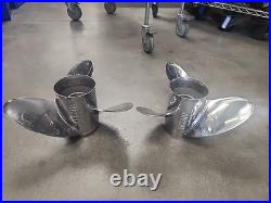 New 15.25x19 3 Blade Stainless Yamaha Saltwater Series II RH/LH Set, 15 Tooth