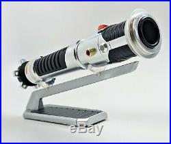 Star Wars Disney Galaxy's Edge OBI-WAN KENOBI Legacy Lightsaber + Blade Gift Set
