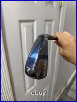 TaylorMade Pursuit Collection Oracle Red Bull P790 4-PW Iron Set (Dynamic Gold)