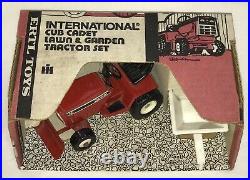 Vintage ERTL International Cub Cadet Lawn Garden Tractor Blade Cart Set 1/16 465
